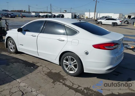 2018 Ford Fusion Hybrid Se z USA, uszkodzony, nr VIN 3FA6P0LU7JR172134